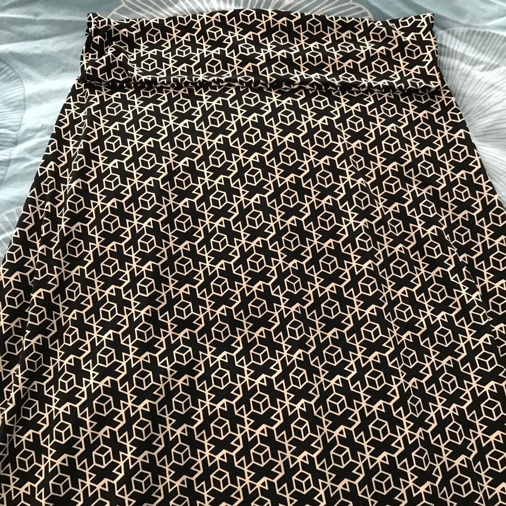 Black and White Maxi Skirt